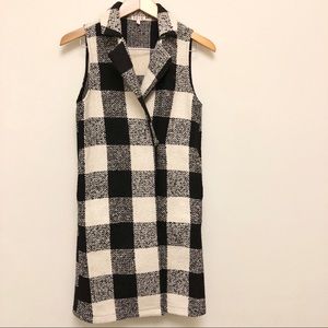 Checked black & white/cream duster